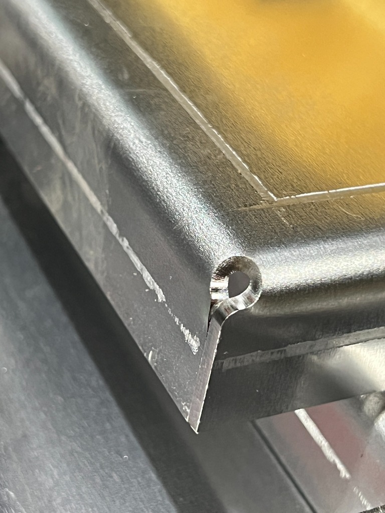 레이저 가공 및 절곡 상세