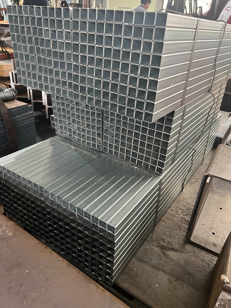 정밀 가공 프로파일 적재